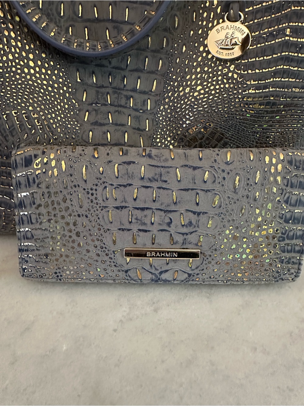 👑 Brahmin EUC Regal Duxbury and Ady Wallet 👑 - Picture 9 of 11